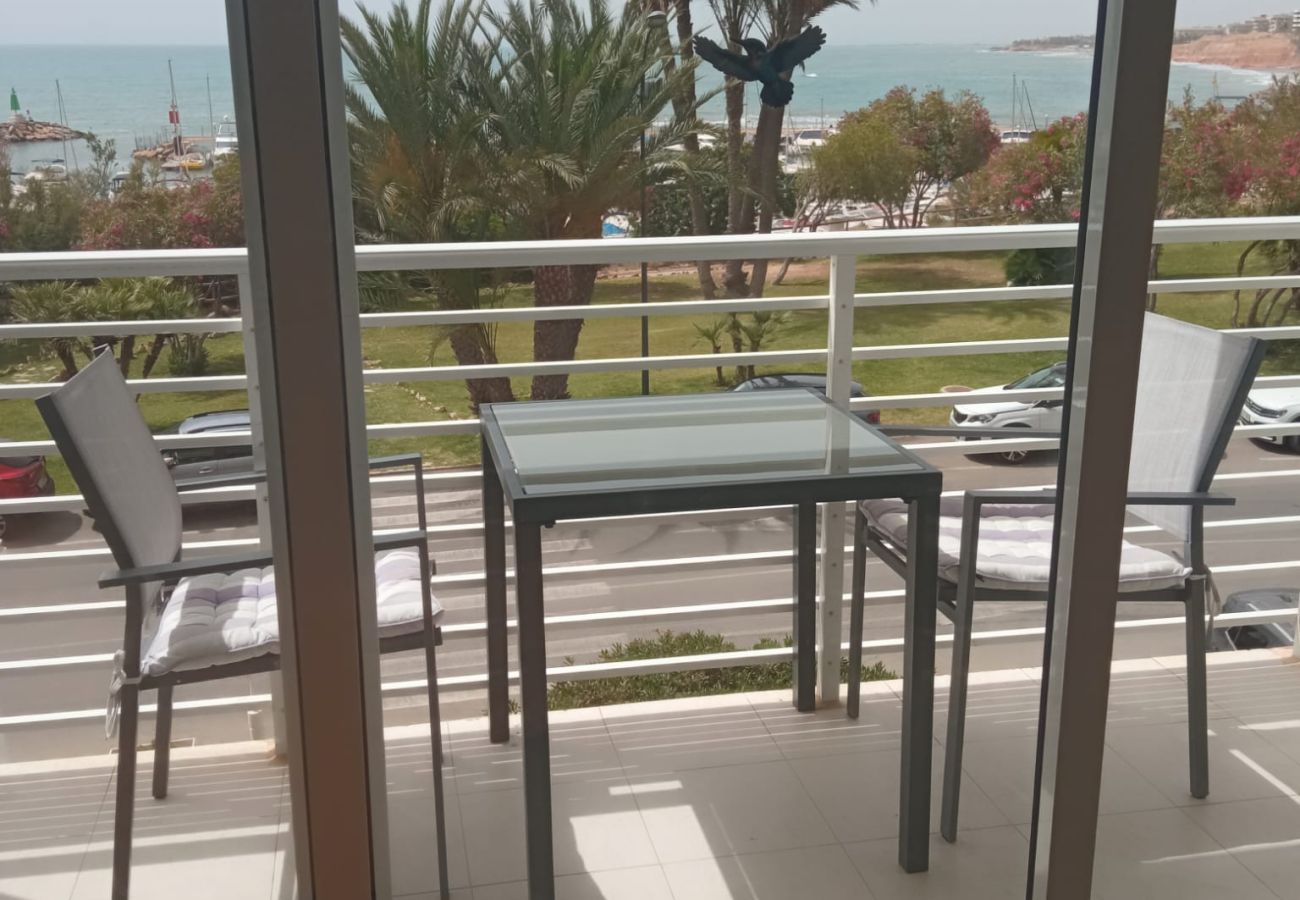 Apartamento en Dehesa de Campoamor - 0202A